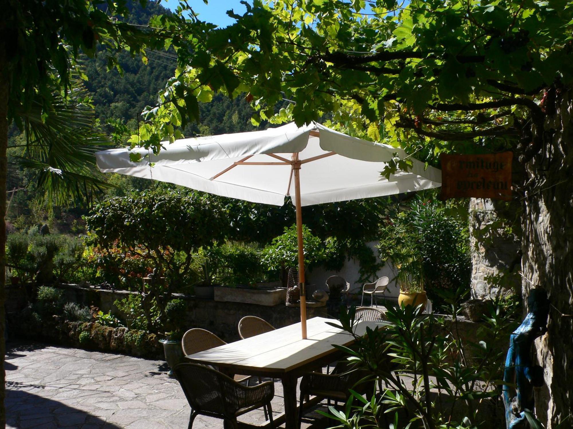 Ermitage De Peyreleau Bed & Breakfast Exterior photo
